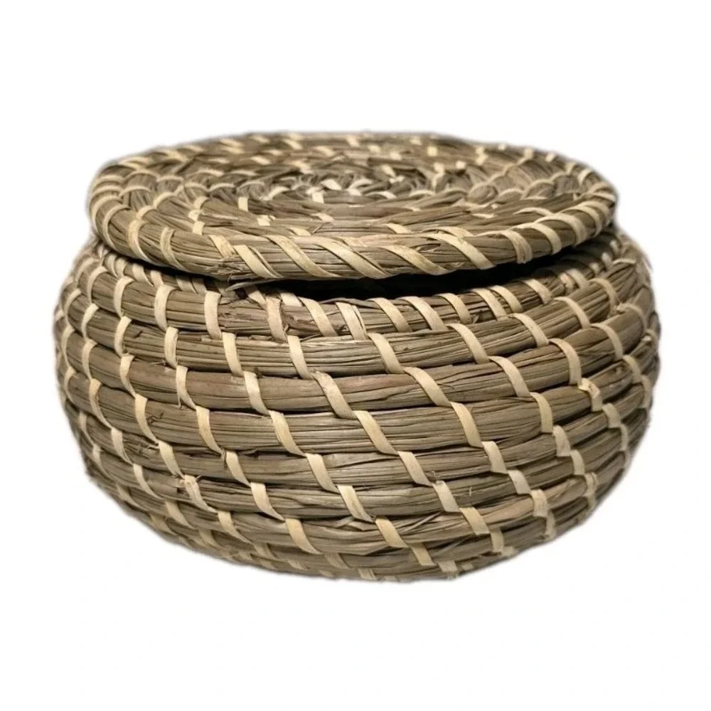 Vintage Nesting Baskets Sweet grass Round Set 3